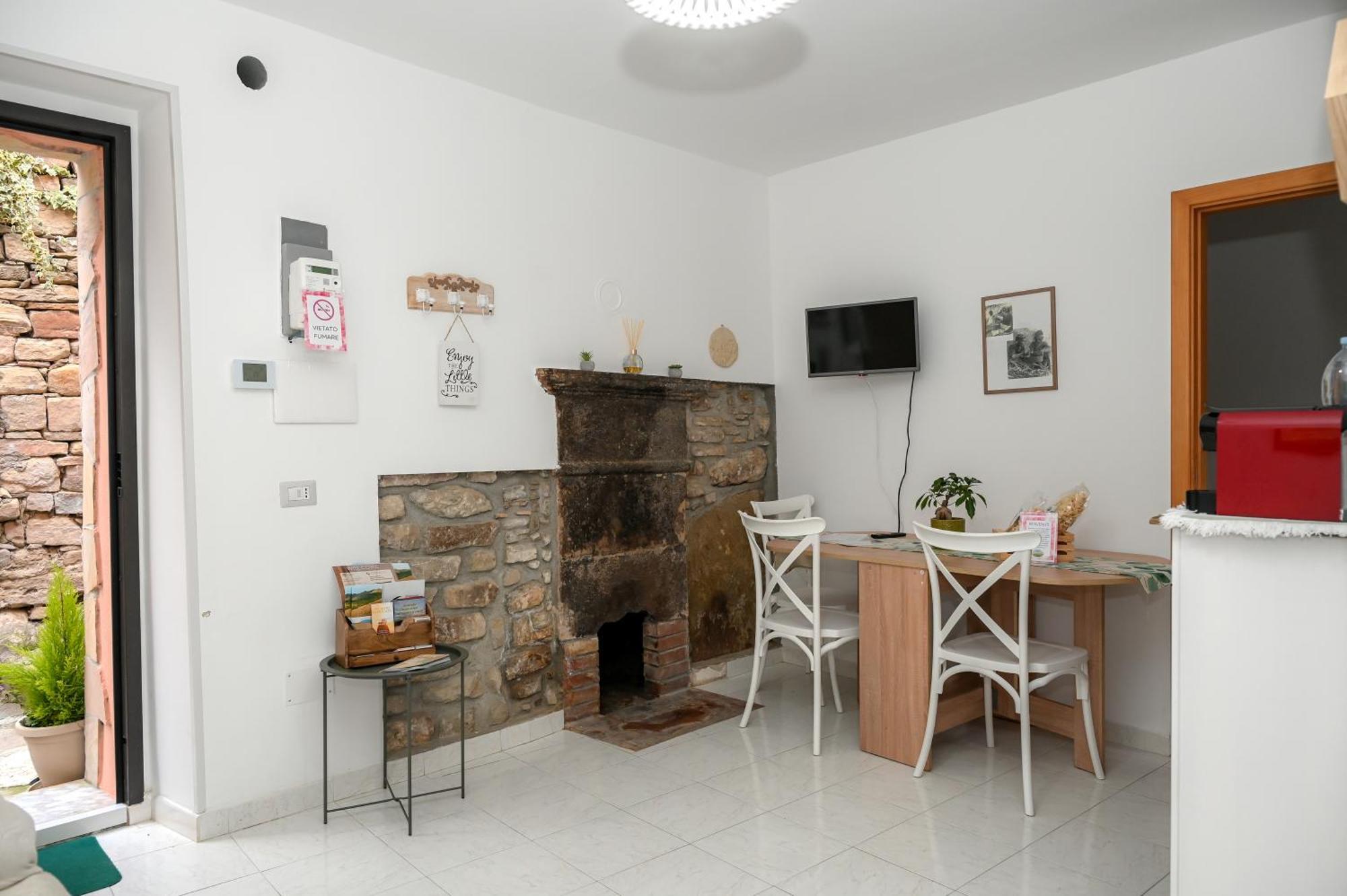 Karlin'S House Anzi - Albergo Diffuso Esterno foto