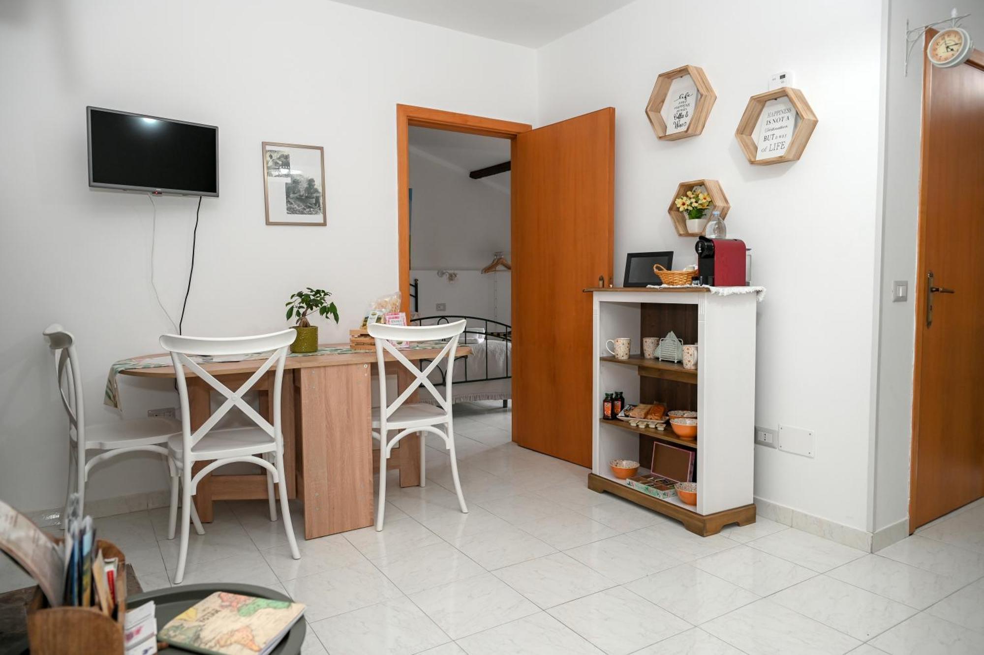 Karlin'S House Anzi - Albergo Diffuso Esterno foto